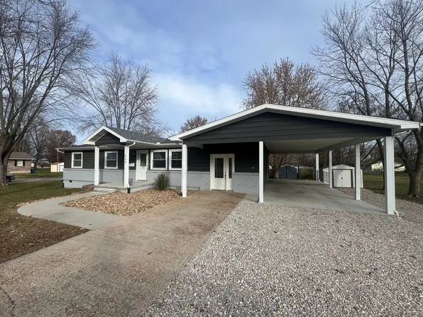 804 N Oak St, Eldon, MO 65026
