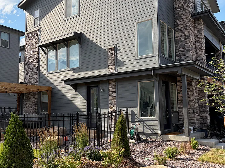 15631 W Girard Ave — Photo 3