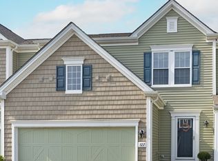 127 Stonehaven Dr, South Weymouth, MA 02190
