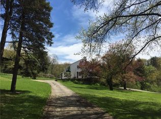 1050 Fox Chapel Rd, Pittsburgh, PA 15238