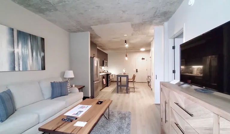 177 N Ada St #420 — Photo 5