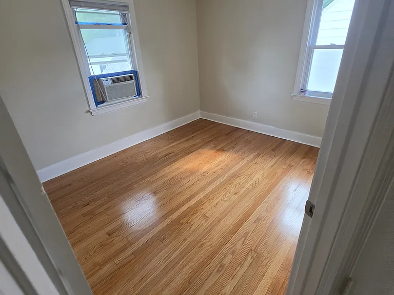 30 Coolidge St — Photo 7