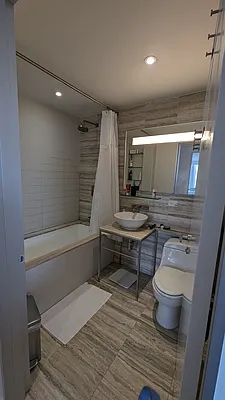 Rented by RE MAX Team | media 6