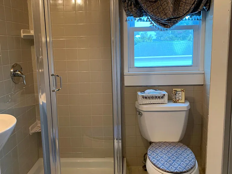 7 Kerr Ave #2 — Photo 25