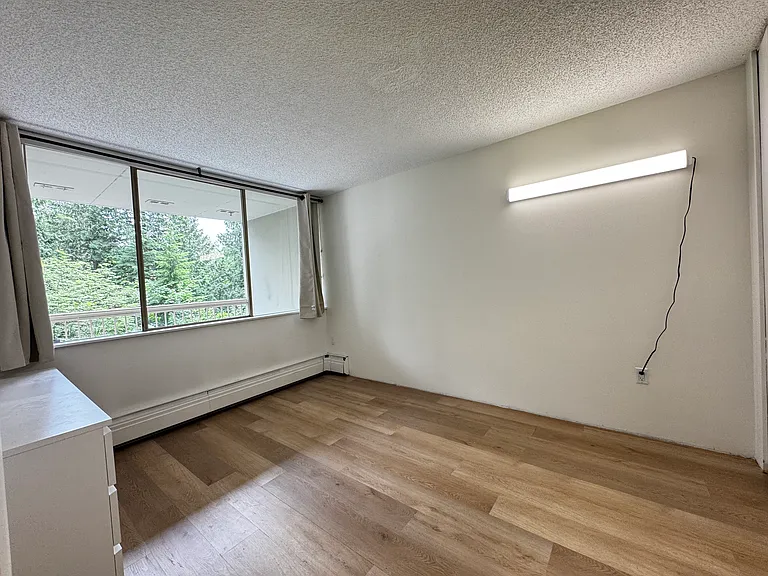 2008 Fullerton Ave #404 — Photo 14