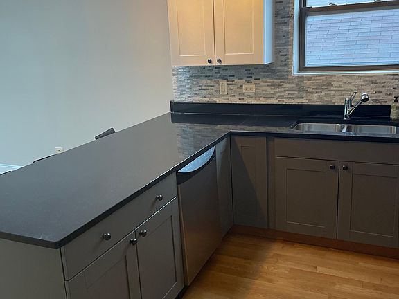 2nd image of 2703 W Washington Blvd #3