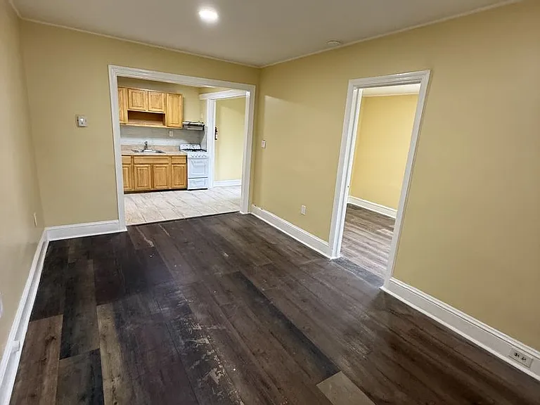 1127 Woodland Ave — Photo 5