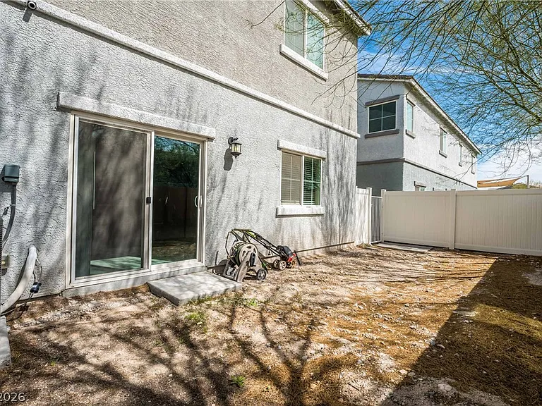 2725 Rainy Meadows Ave — Photo 36