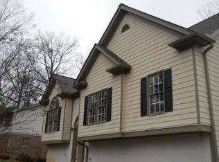 1295 Heritage Hills Cir, Snellville, GA