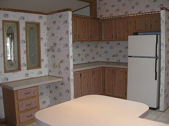 2nd image of 4850 Estonia Ct SE