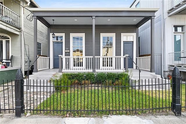1st image of 613 Philip St