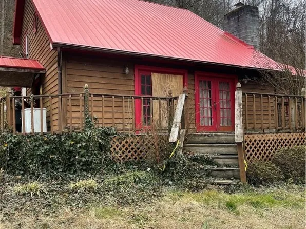 987 Route 49 Rd, Matewan, WV 25678