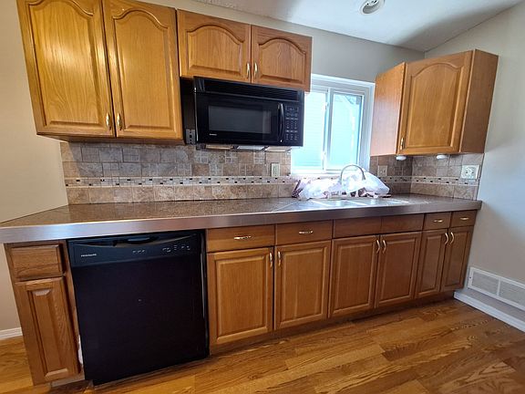 5th image of 27067 Lawnwood St