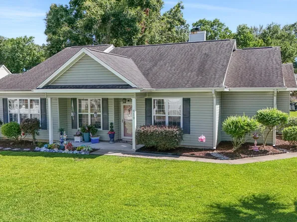 619 Ridge Dr., Myrtle Beach, SC 29588