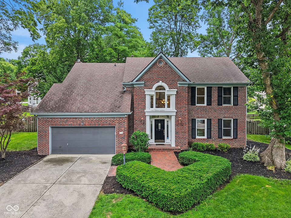 1st image of 738 Howe Dr