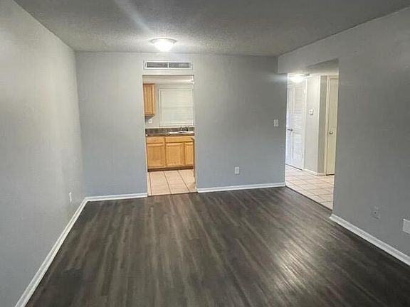4th image of 4601 22nd Ave S #308