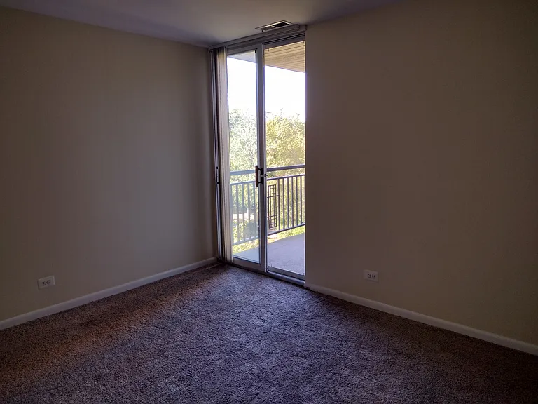 6010 Oakwood Dr #4H — Photo 11