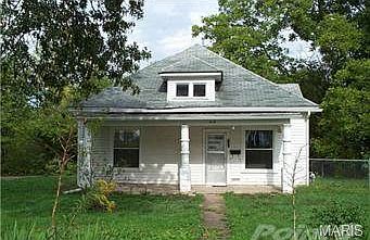 1st image of 418 S Third St