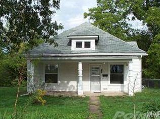 418 S Third St, Wellsville, MO 63384