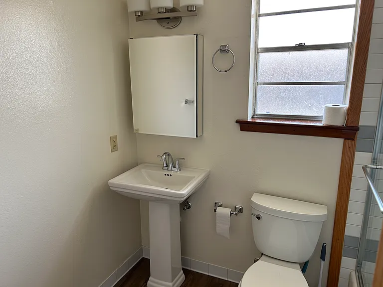 1601 Lake Ave — Photo 22