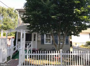 21 Green St, Mount Holly, NJ 08060