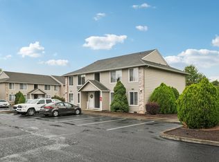 Windsor Court Apartments, Salem, OR 97303