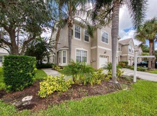 581 Black Lion Dr NE, Saint Petersburg, FL 33716