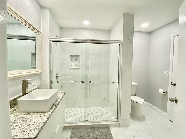 7330 Westpointe Blvd #414 — Photo 9