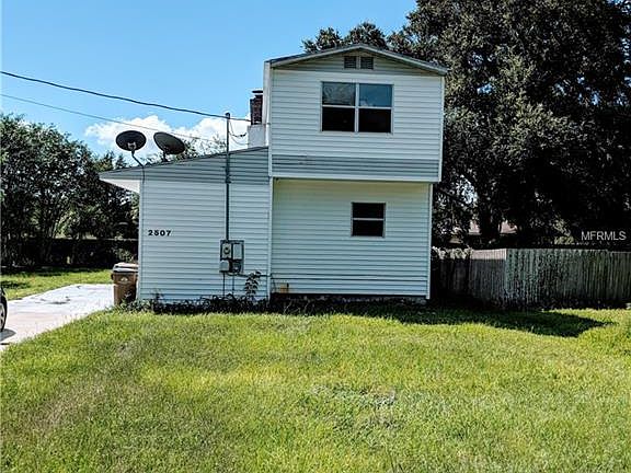 3rd image of 2507 Virginia Dr