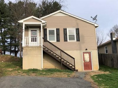 614 B St, Staunton, VA, 24401