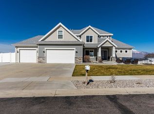 205 E Meadow Lark Ln, Elk Ridge, UT 84651