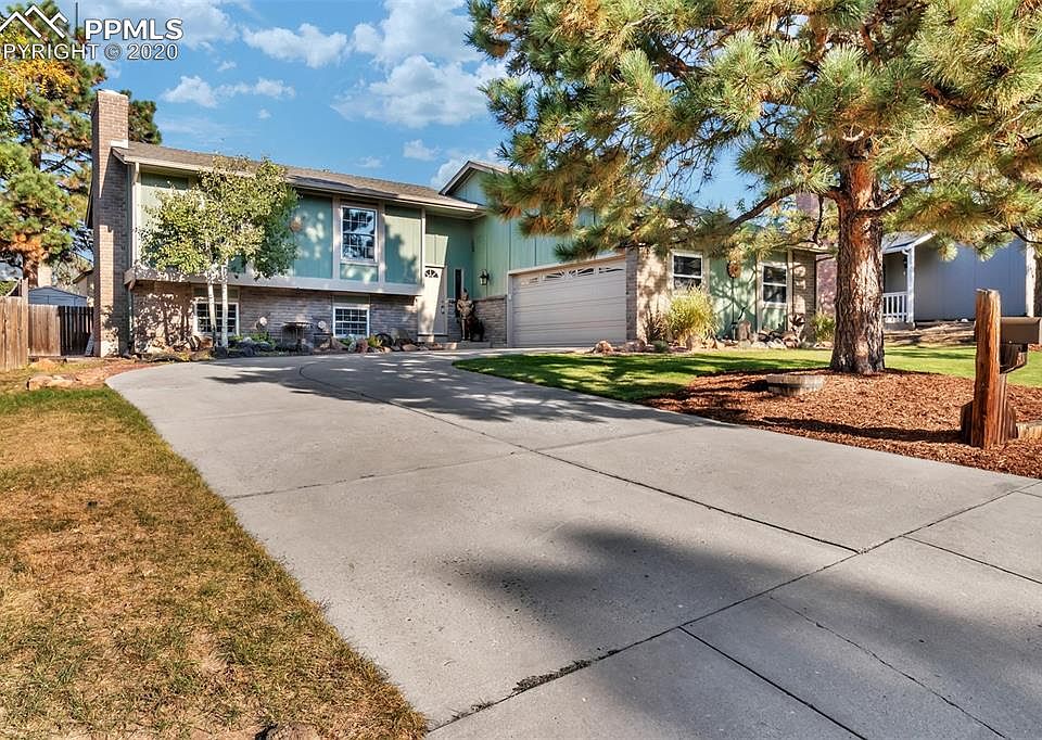 2nd image of 5914 Del Paz Dr