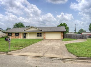 209 Myndi Cir, Sulphur Springs, TX 75482