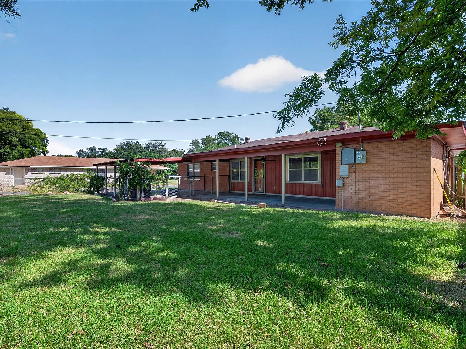 3 bed, 1675 sqft, $1,850 — Photo 2