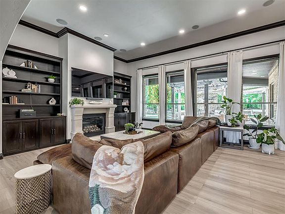 4th image of 5301 Wheatley Way