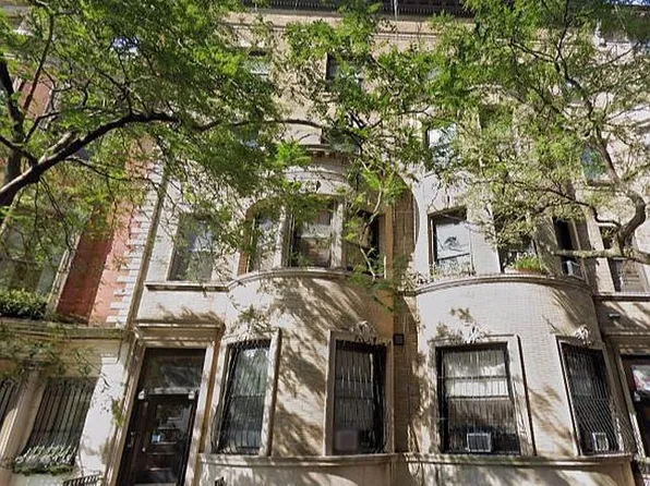 321 W 74th St, New York, NY 10023