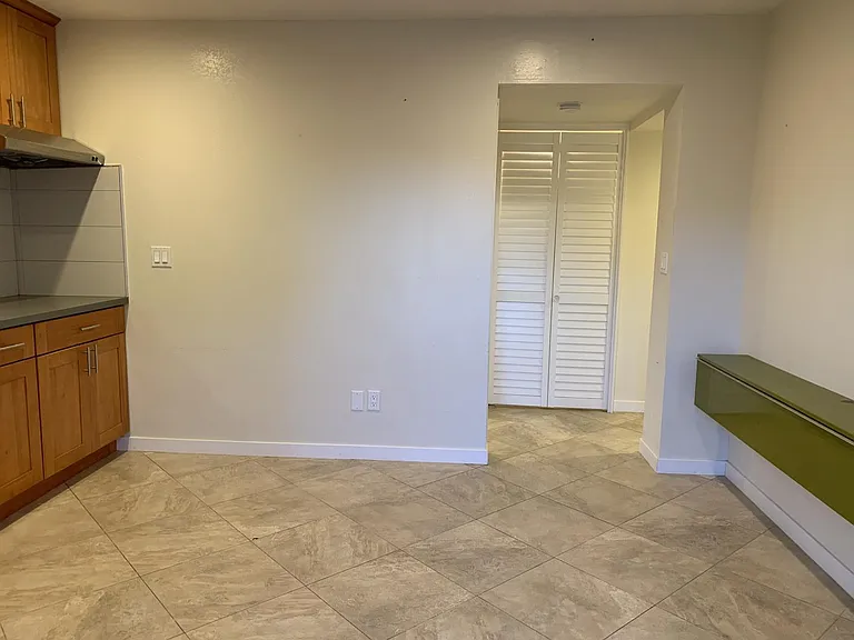 57 Lycett Cir #A — Photo 15