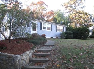55 Cliff Rd, Bourne, MA 02532