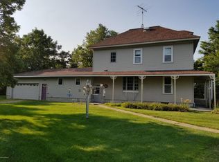 51685 305th St, Blooming Prairie, MN 55917