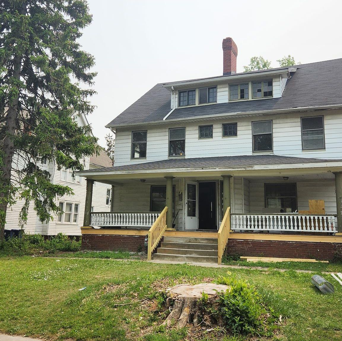 1665 Glenmont Rd, Cleveland, OH 44118 Zillow
