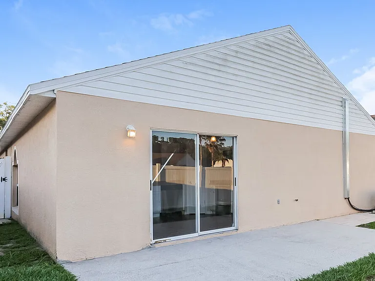 5919 Lake Front Dr — Photo 15