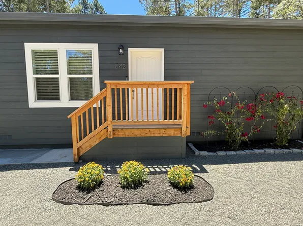 542 Sunset Dr, Angwin, CA 94508