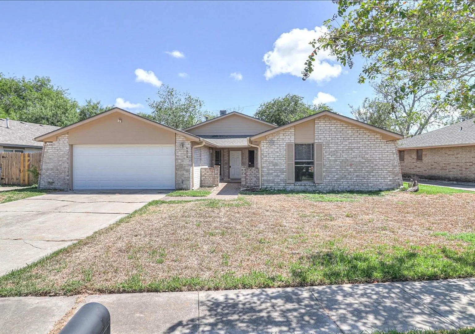 4929 Dusty Dawn - 3/bedroom 2/bath - $1,895/month — Photo 2