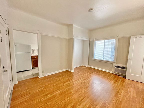 3rd image of 1620-22 P St #4