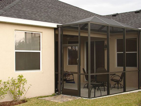 Back Lanai