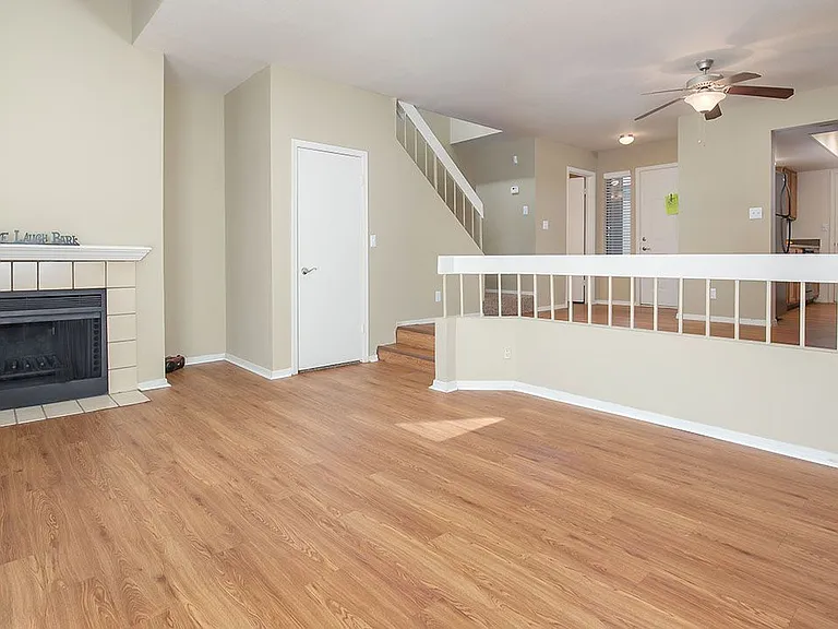 9320 S College Ave — Photo 13