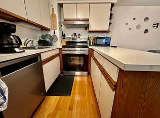 61 6th St #A, Cambridge, MA 02141