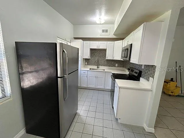 2 bed, 1.0 bath, 1088 sqft, $1,895 — Photo 3