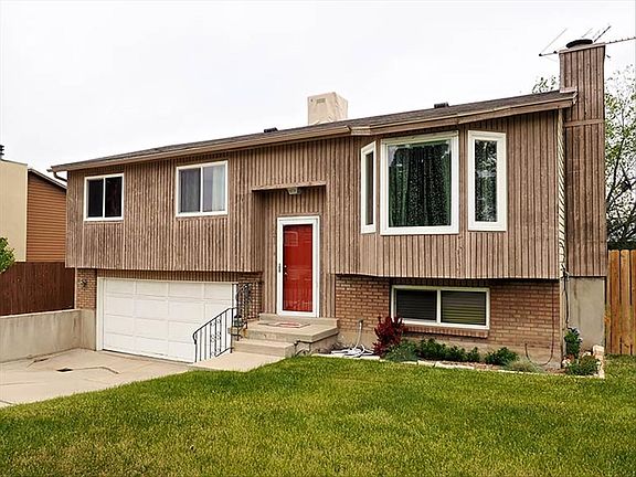 2nd image of 5241 S Essex Dr