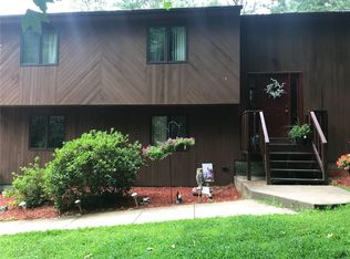 102 Burlingame Rd, Smithfield, RI 02917